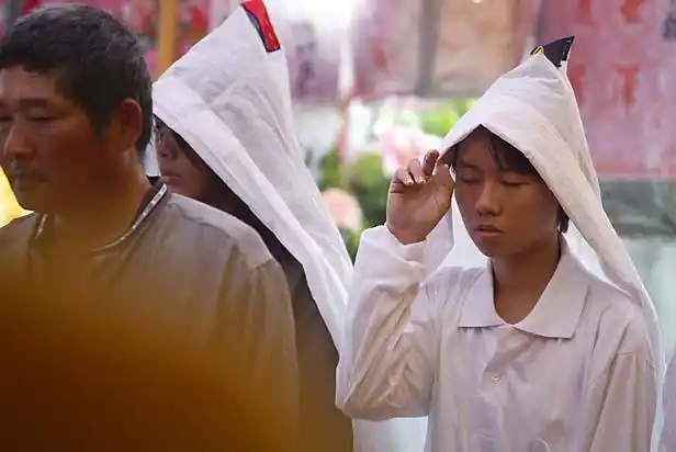 【转载】尖尖的孝搭头 - 白衣孝子的日志 - 网易博客