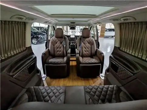 安徽立东名车奔驰威霆商务车价格最低26万起售售全国