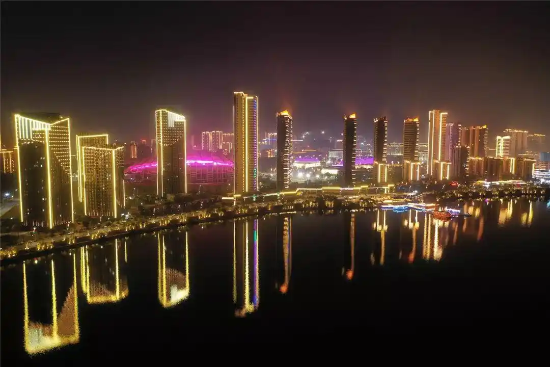 九江八里湖新区:灯光斑斓 夜色迷人