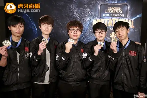 虎牙edg赛外花絮人气爆棚