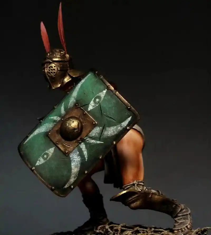 人物形象是属于古罗马角斗士中的"挑战者"类型,是一种在武备上模拟