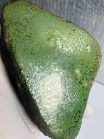 七彩球粒飞来石,极为罕见之"满天星",星星之多郁郁葱葱的绿色希望陨石