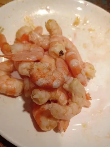 这是给我老姐剥的虾