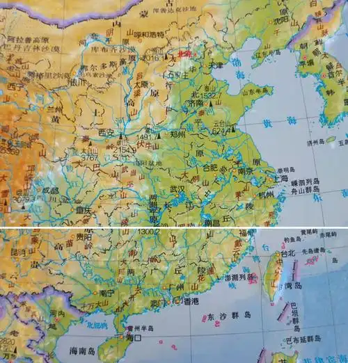 《2020年竖版中国地形图 3d立体凹凸地形图 学生书包版地理地形图