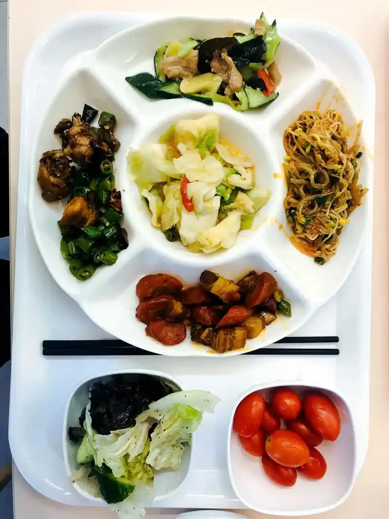 食堂的晚饭yyds 分享一下生活日常,记录食堂的每一顿晚餐# - 抖音