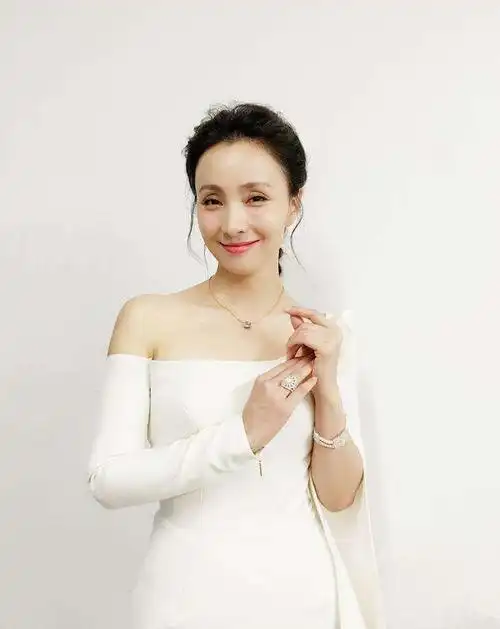 1972年出生的女演员,1997年出生的女演员-图片大观-奇异网