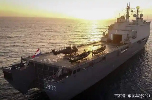 海上马车夫的海上马车,荷兰海军鹿特丹级船坞登陆舰