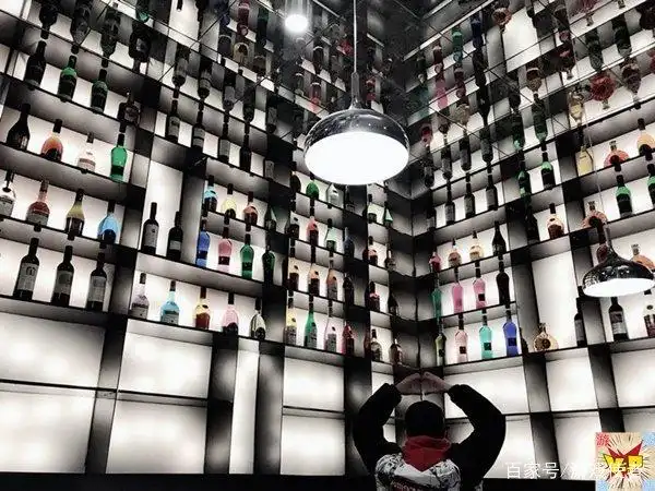 大司马的网咖真豪华,名字起的有点皮,知道价格我激动了