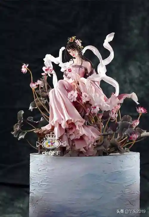 他的翻糖蛋糕惊艳了全世界—"糖王"周毅:翻糖有生命 手艺筑匠心