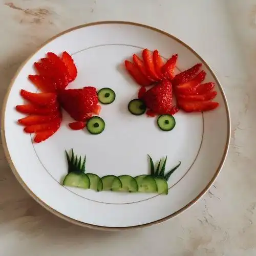 草莓水果拼盘,简单有趣,孩子们超喜欢