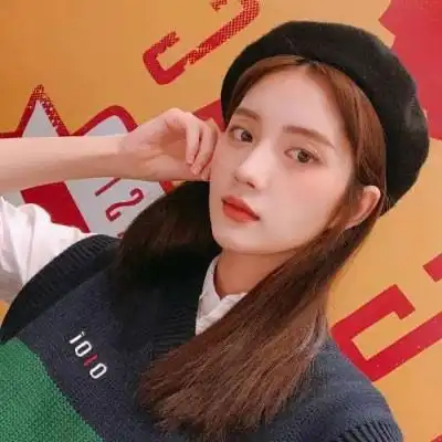 简单气质美女微信头像2021最新款