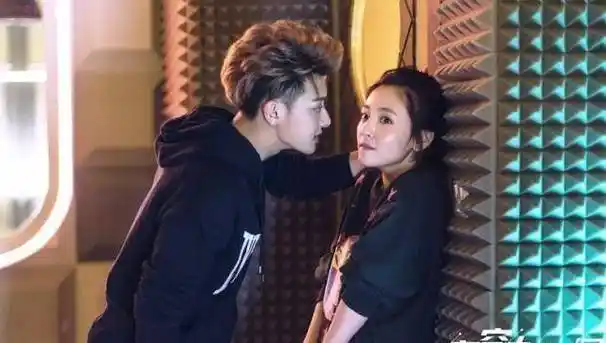 黄子韬这部本色出演的傲娇剧疯狂圈粉_吴倩_角色_指数