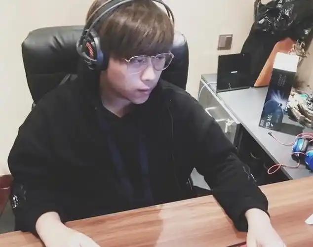 6000网友认为帅过吴亦凡?