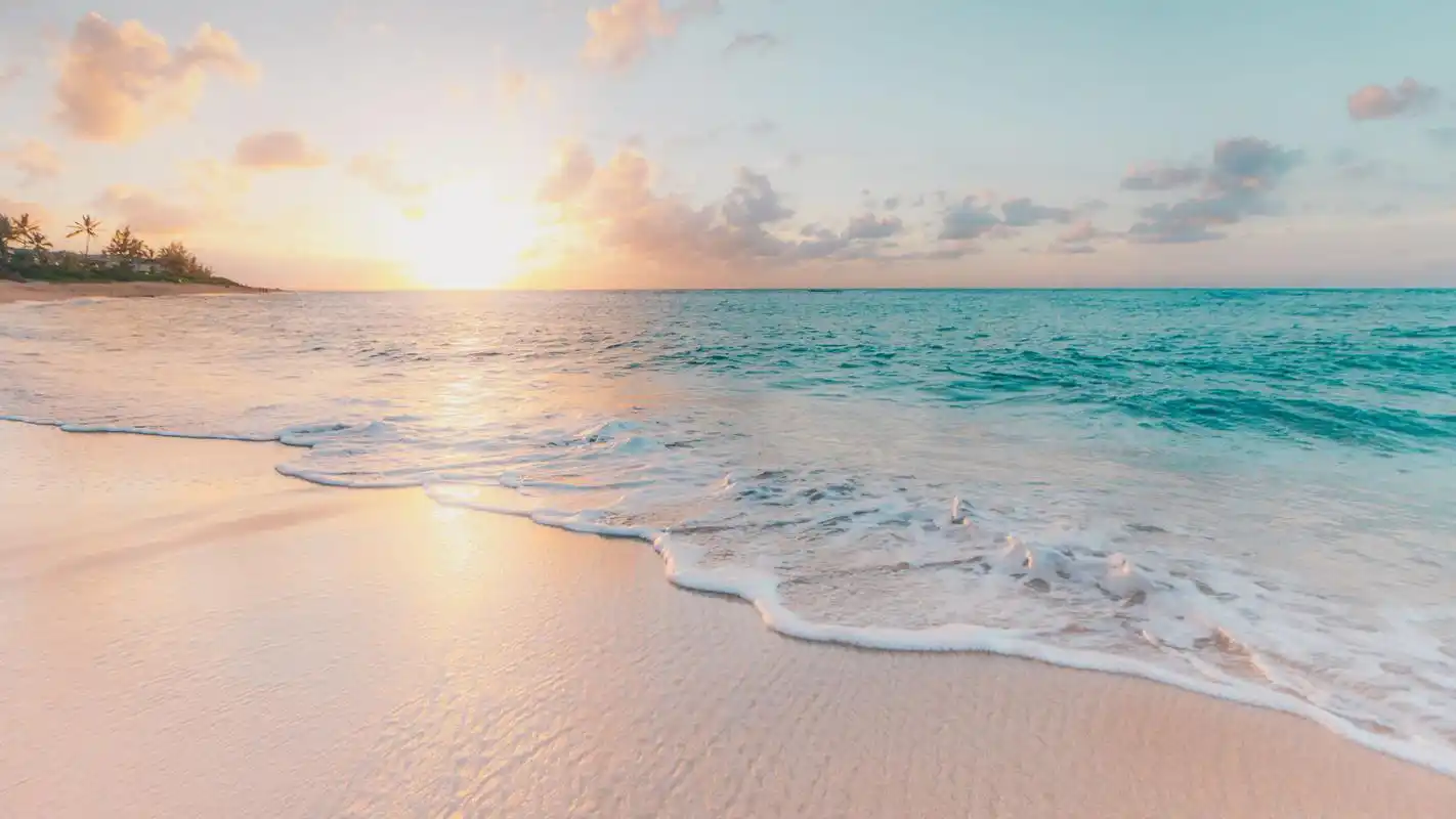 桌面壁纸 风景壁纸 > 正文  本文 清新大海风景壁纸_最美好的海边风景