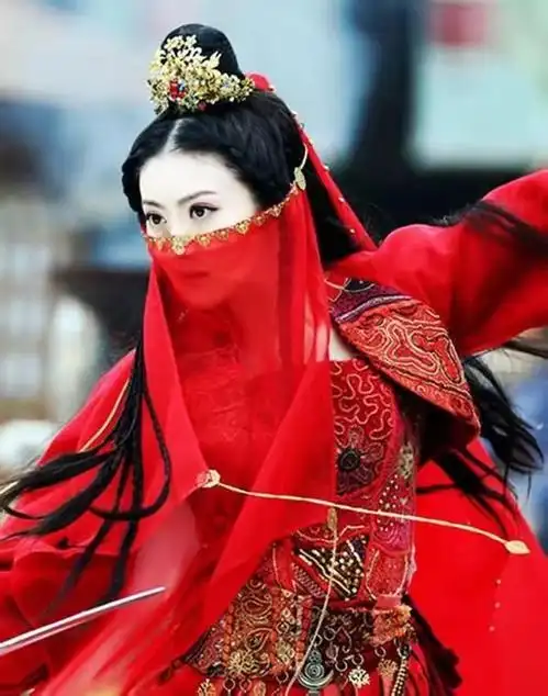 龙葵红衣高清图片_龙葵图片高清海报