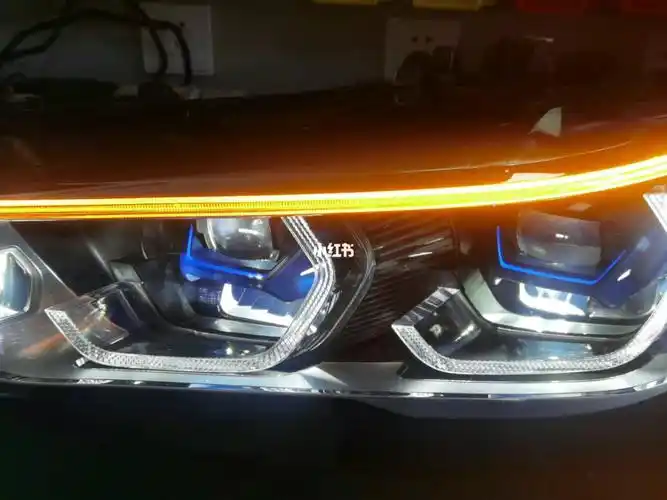 1921宝马x5激光大灯
