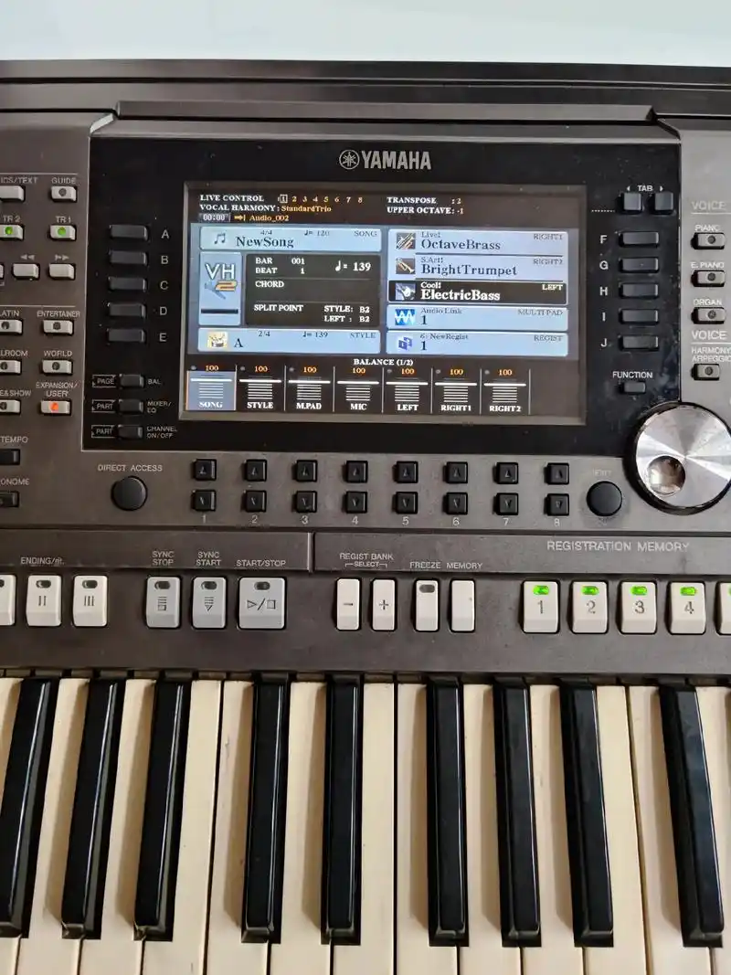 雅马哈970电子琴,没有任何问题,带中文面板,装有飞云最新版 - 抖音