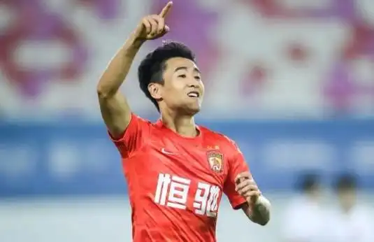 鲁能后悔吗?舍不得500万错过韦世豪,砸一千万引进泽卡却不能用