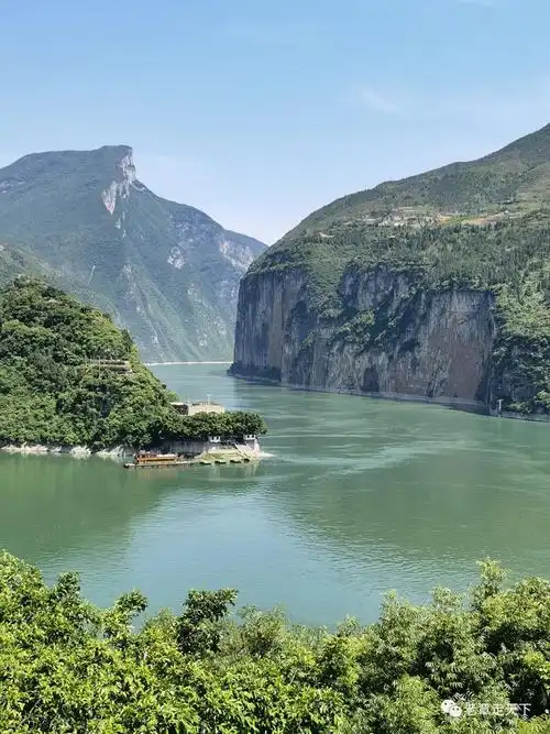 瞿塘峡谷宜揽胜 白帝城里好读诗-市场观察-雅昌艺术市场监测中心