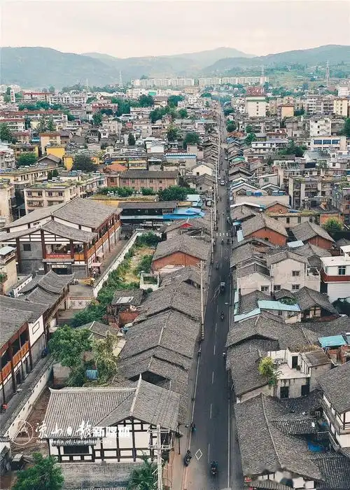 西昌南街半街烟火半街文脉抚慰凡人心