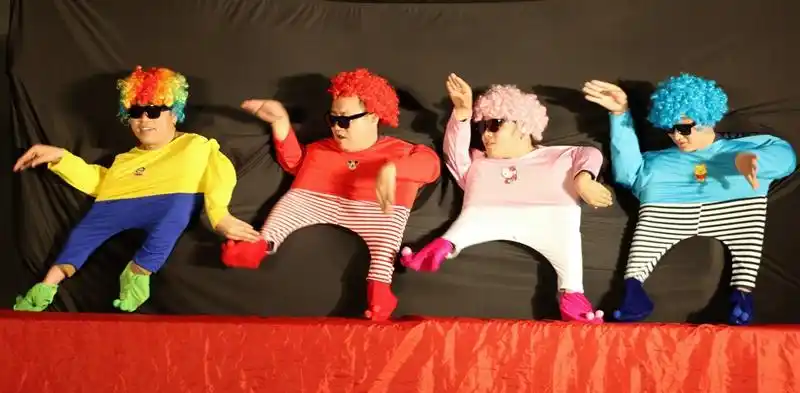 【趣味小人舞】