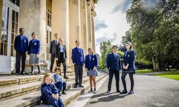 强奸低年级女大学生成惯例?英国贵族学校荒唐的"强奸文化"