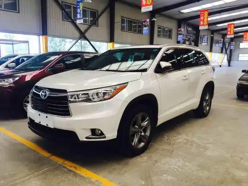 【保定】2016年11月 丰田 汉兰达 2.0t 四驱豪华版 白色 手自一体