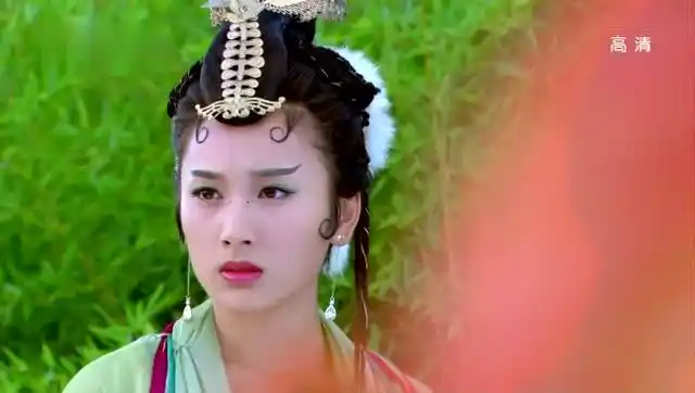 天天有喜金不唤命莫棋密切监视白大王七公主偷偷跟着金不换