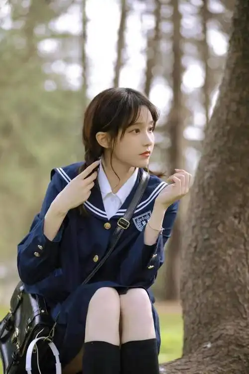 半身生活照拍摄技巧(一个人拍摄写真照有什么姿势可以借鉴)(3)