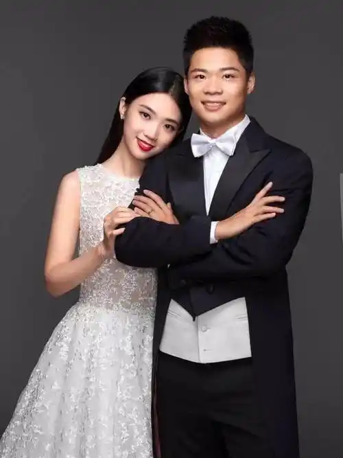 系文豪苏轼后人,29岁任副教授,攻读博士已2年_大学_奥运会_赛事