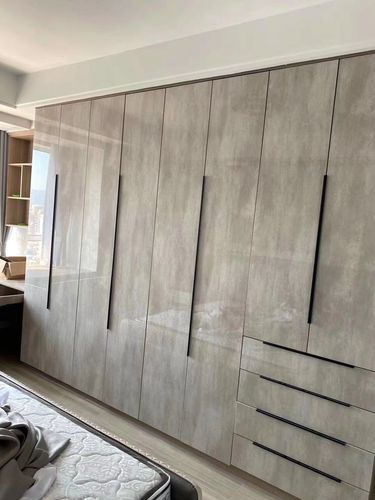 实木多层层板高光衣柜柜门定制轻奢开门定做门板