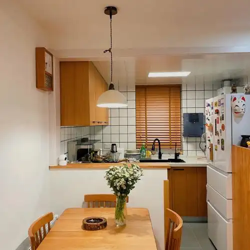 日式原木风小户型の开放式厨房-多视角有干货