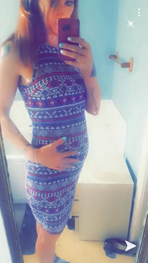 英国40岁女子肚子变大,停经,以为自己怀孕了,却没想到是肺癌