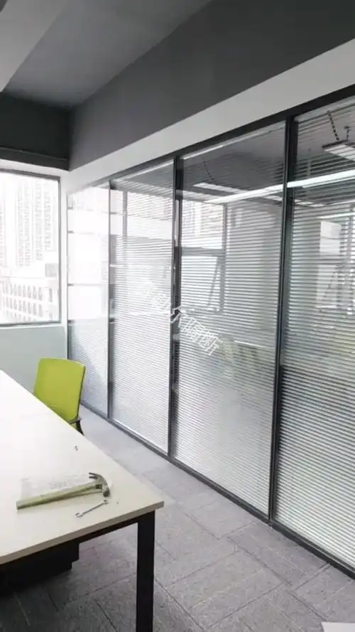 深圳赛勒尔办公室半高固定玻璃隔断#全国发货#固定玻璃隔断厂家