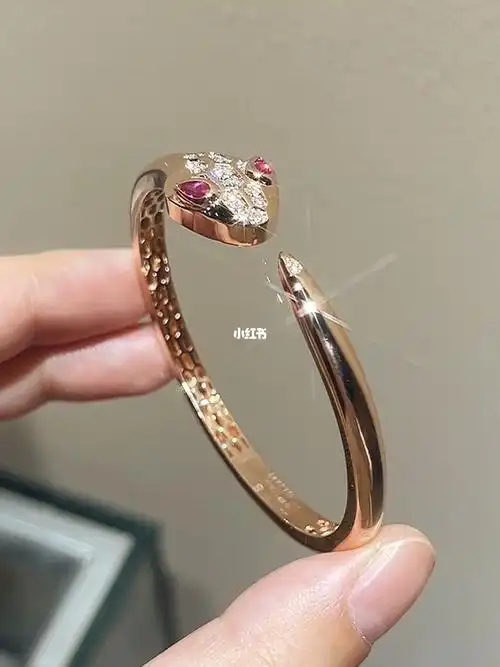 18k真金真钻珠宝  #珠宝定制  #serpenti  #手镯  #蛇骨  #宝格丽手镯