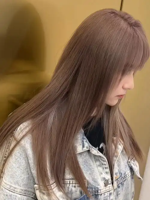 太原染发奶茶色显白发色