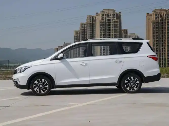 十万以内可以买辆7座mpv从此全家出游轻松搞定
