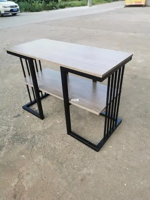 一款美式铁艺loft工业风鱼缸架子