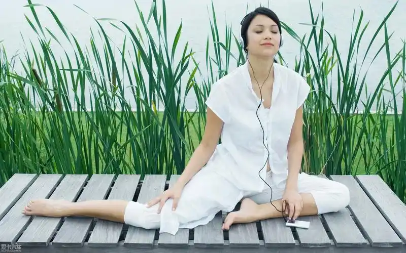 aerobics的美丽女性们的休闲日子(高清大图)!