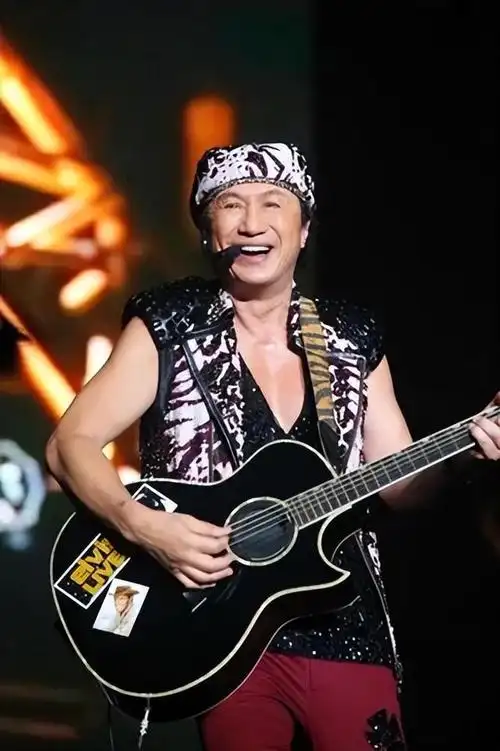 为什么许冠杰开创了粤语流行曲盛世?