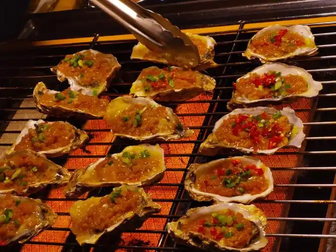 西湖三墩都去给我吃这个巨嫩的烤生蚝09