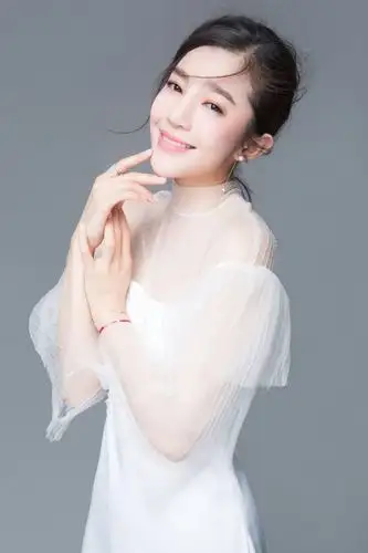 喻越越坚守十年舞台剧我只把荣誉放在身后