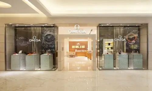 欧米茄发布全新海洋系列腕表庆祝郑州丹尼斯旗舰店开幕