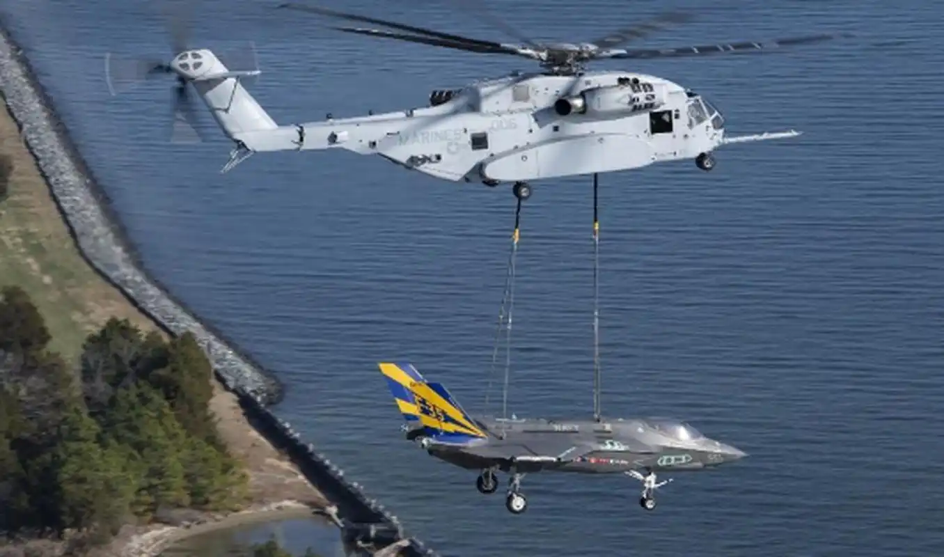 美军重型直升机ch-53k有多大?