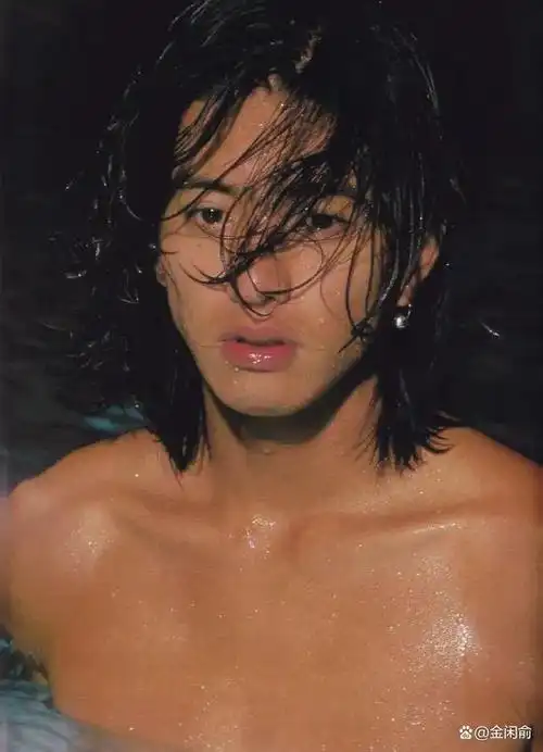 木村拓哉爱女发丑照庆生,皱纹深鼻孔辣眼睛,与妻互喂冰淇淋太甜