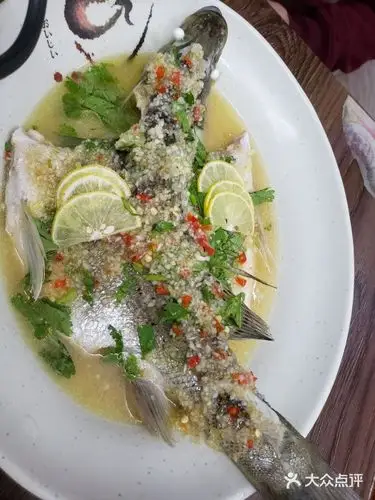 泰之家泰国菜泰式柠檬鱼图片