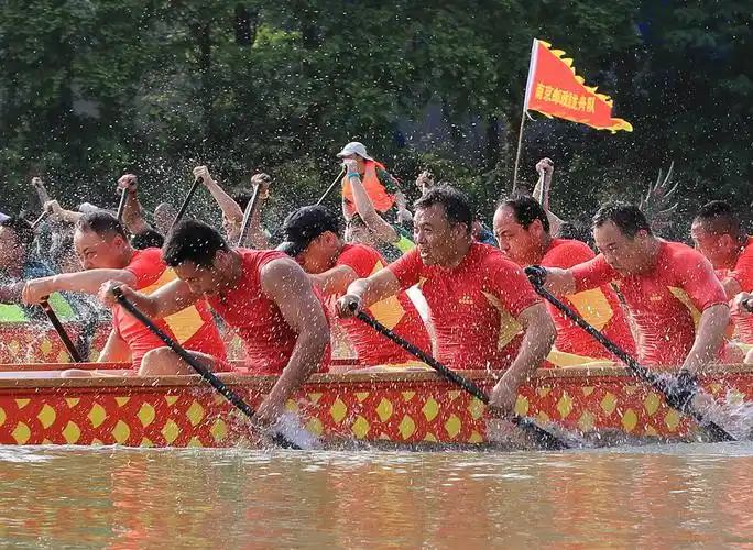 【图片1】端午节龙舟赛--蜂鸟论坛照片套图