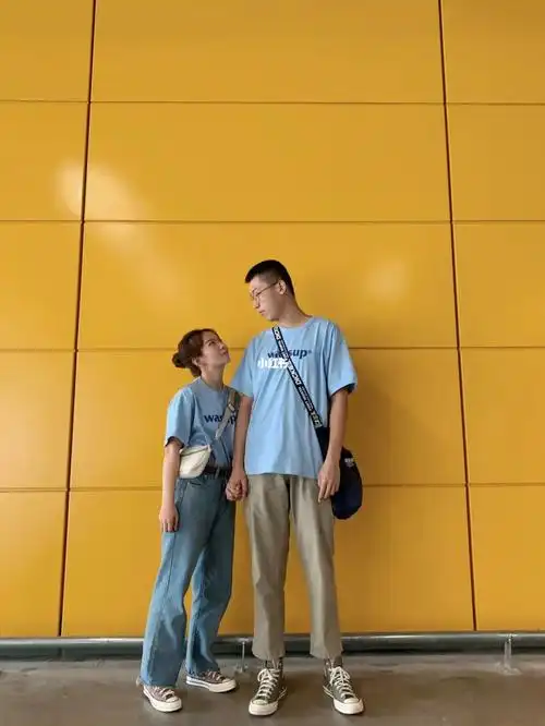 麻烦别人也可以拍出想要的情侣照耶记155和187的恋爱日常#最萌身高差