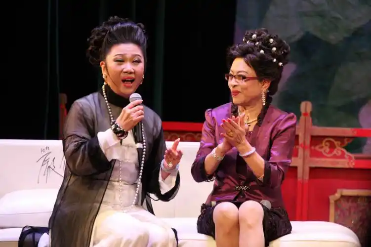 【原创】著名粤剧表演艺术家—郑培英 - 扶摇直上 - 纵横大地