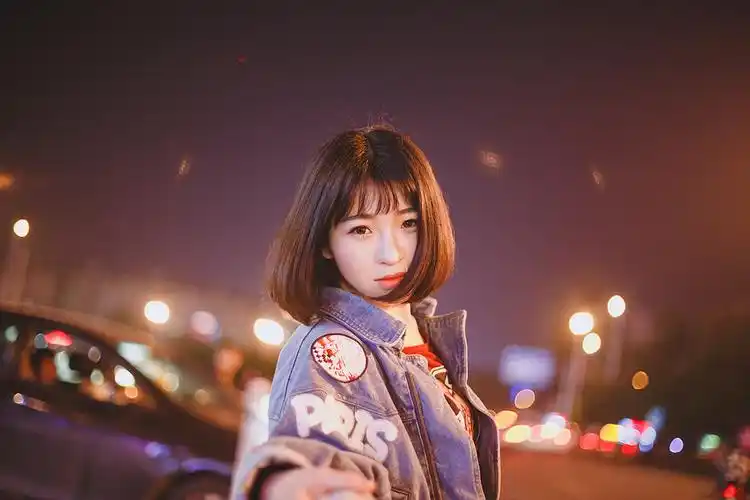 美女trista瑞莎性感巨乳私房照写真图片下载